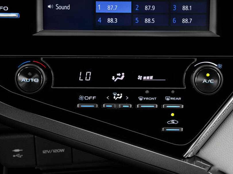 Toyota Camry Interior 