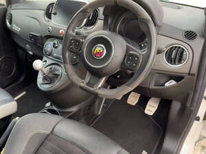 Abarth 595 Interior 
