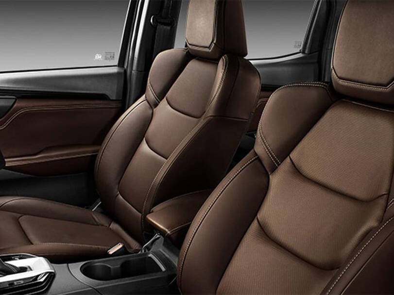 Isuzu DMax Interior 