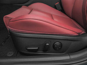 كيا ستينجر الداخلية 