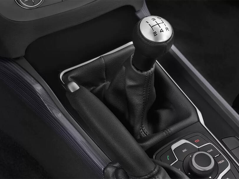 بيجو 508 الداخلية 