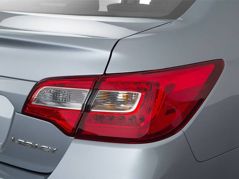 سوبارو ليجاسي الجيل السادس (BN) الخارجية 