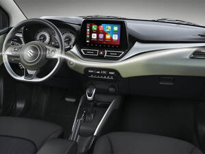 سوزوكي بالينو الداخلية 