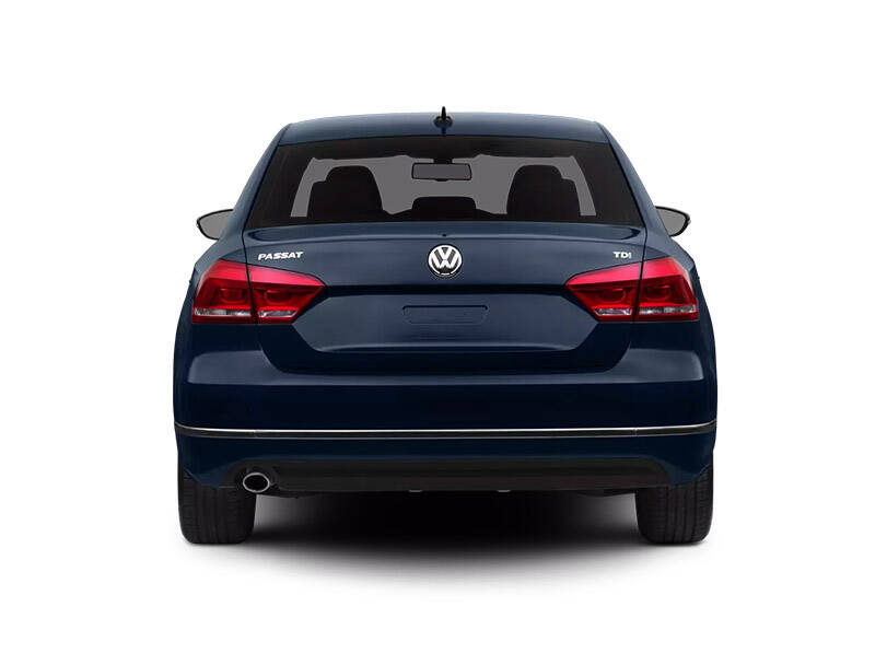 Volkswagen Passat 6th Generation Pictures: Explore 15 Images of Interior and Exterior Image-2