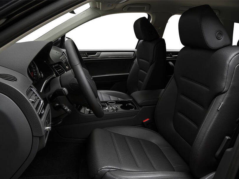 Volkswagen Touareg 2nd (7P) Generation Interior 