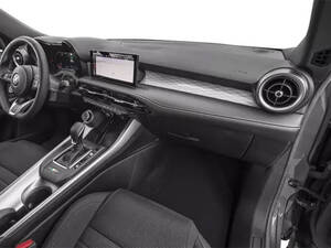 الفا روميو تونالي الداخلية 