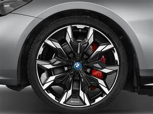 بي إم دبليو آي 5 الخارجية 