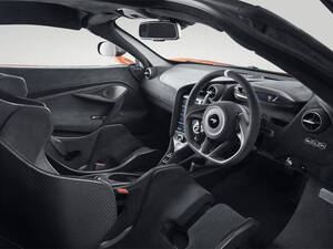 ماكلارين 765LT الداخلية 