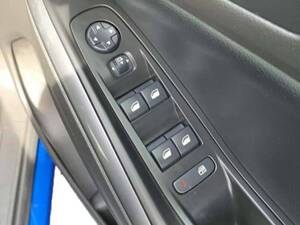 أوبل جراندلاند X الداخلية 