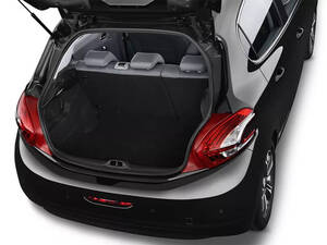 بيجو 208 الداخلية 