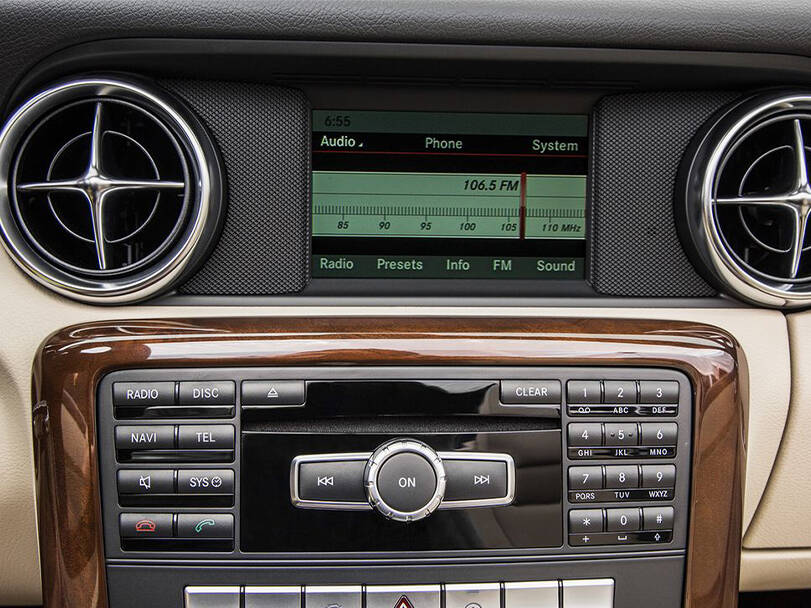 Mercedes Benz SLK Class Interior 