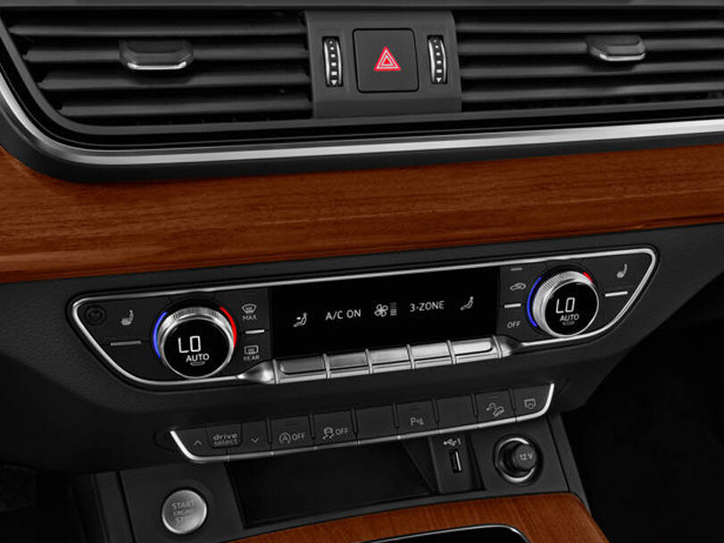 Audi SQ5 1st (Typ 8R) Generation Interior 