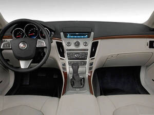 كاديلاك CTS الداخلية 