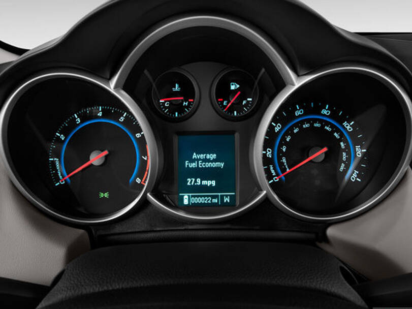 شيفروليه كروز الجيل الأول (J300) صور داخلية وخارجية Image-20