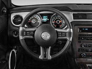 فورد موستانج الداخلية 