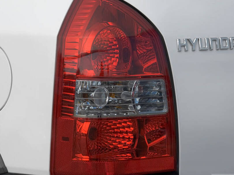 هيونداي توسان الجيل الأول (JM) الخارجية 