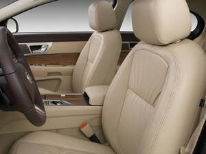Jaguar XF Interior 