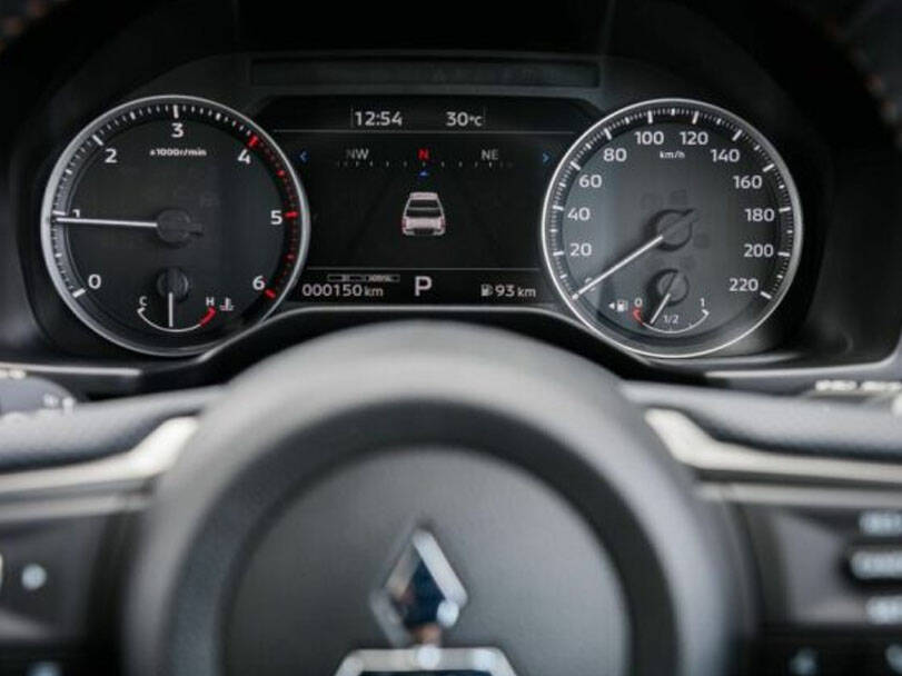 ميتسوبيشي L200 الداخلية 