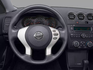 Nissan Altima Interior 
