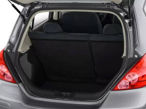 Nissan Tiida Exterior 