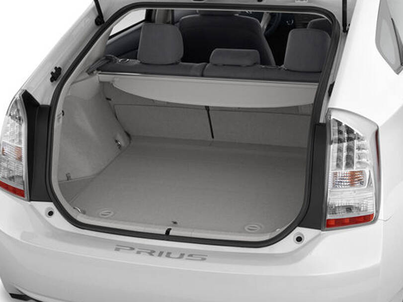 Toyota Prius 2026 Images, Explore 23 Photos of Interior and Exterior Image-12