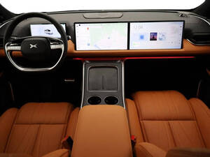 إكس بينغ جي 9 الداخلية Dashboard