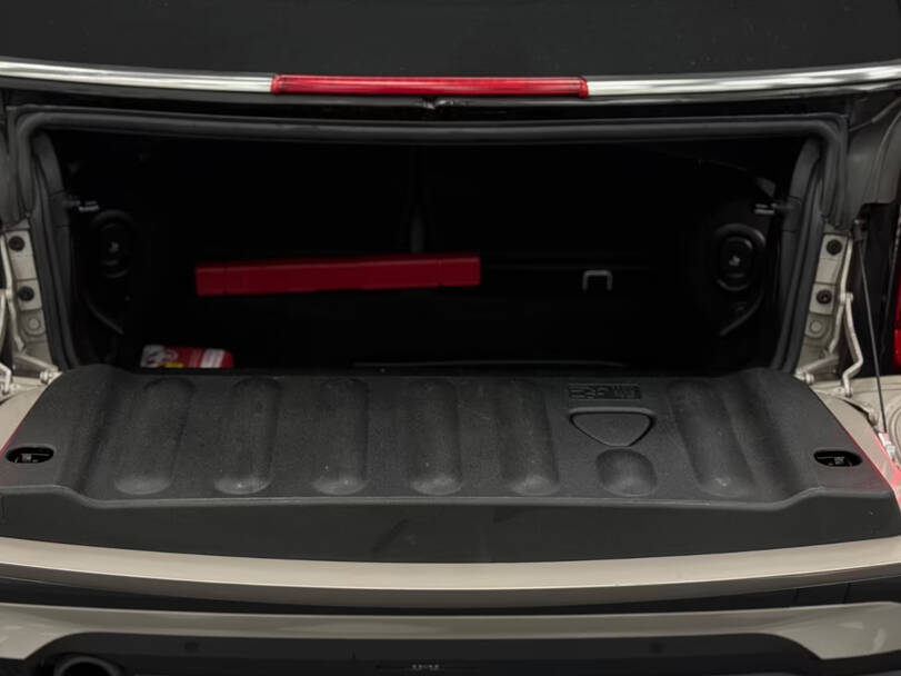 ميني كونفيرتيبل 2025 الخارجية 