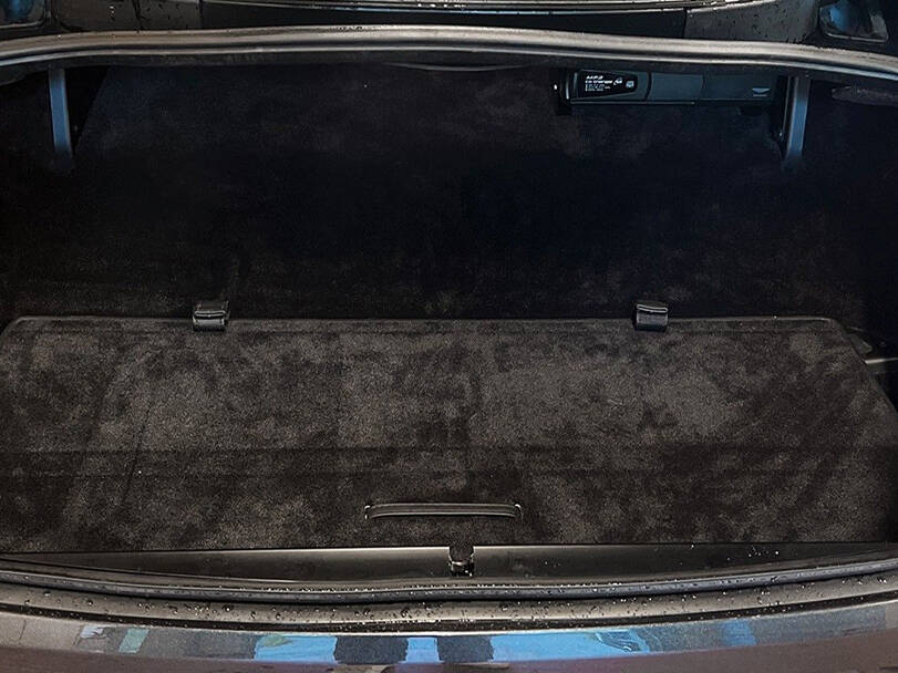 Aston Martin Vanquish S 2025 Exterior 