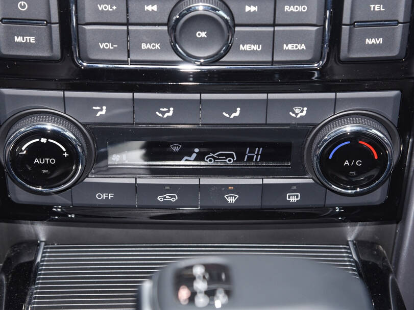 بايك BJ80 الداخلية 