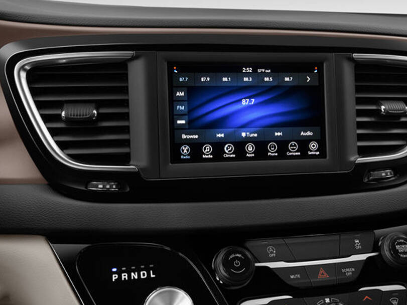 كرايسلر فوييجر 2026 الداخلية 