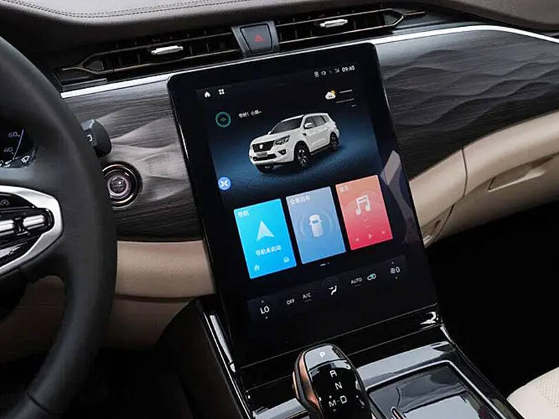 Dongfeng Paladin Interior 