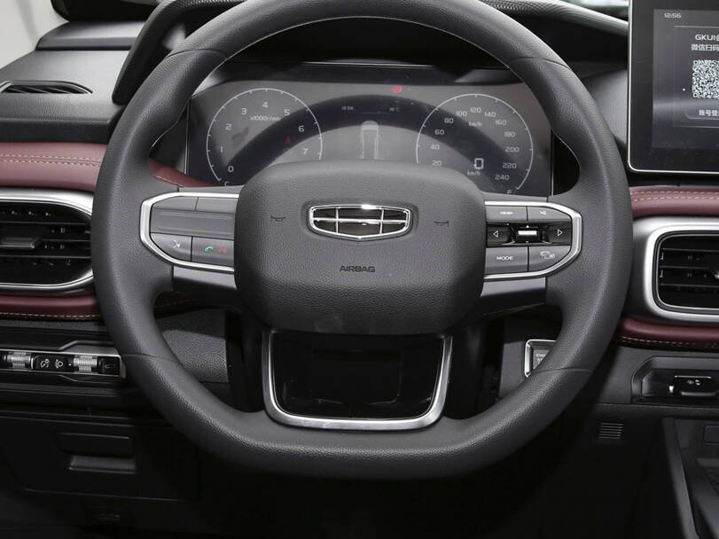 جيلي أوكافانجو 2026 الداخلية 