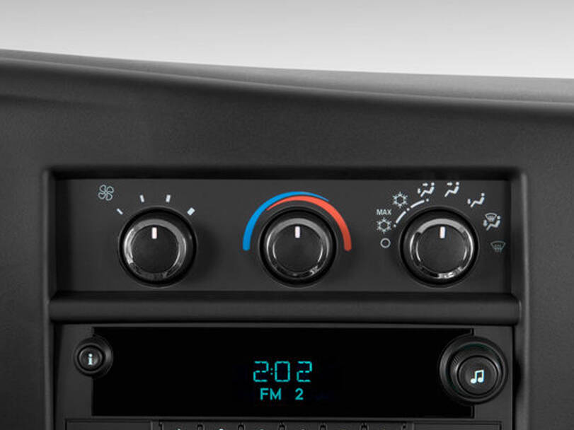 GMC Savana 2025 Interior 