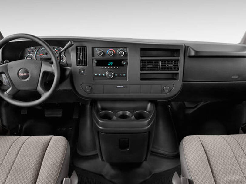 GMC Savana 2025 Interior 