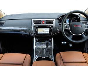 هافال H8 الداخلية 