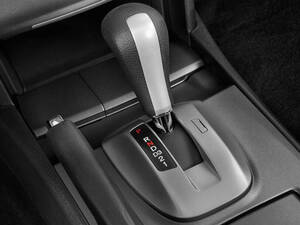 هوندا كروس تور الداخلية 