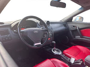 Hyundai Coupe Interior 