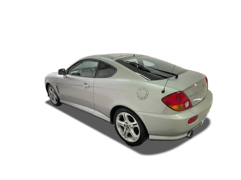 Hyundai Coupe Exterior 