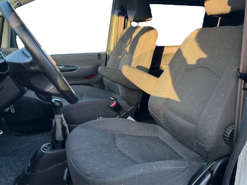 Hyundai Grand Starex 1st Generation Interior 