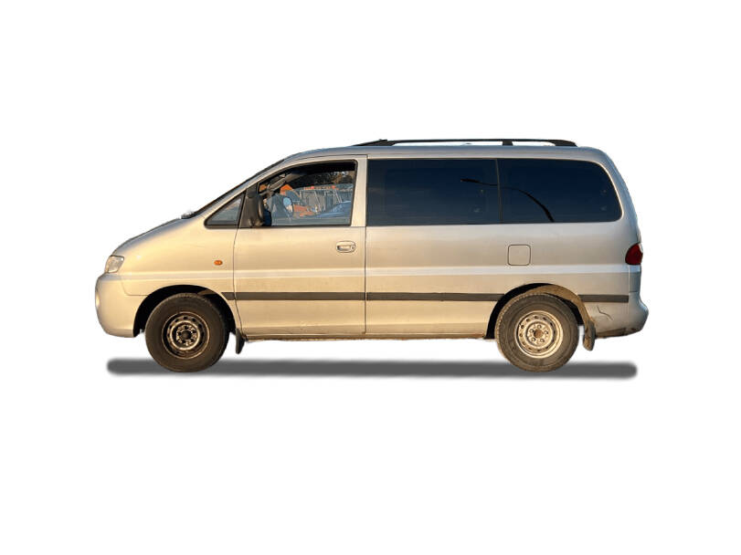 Hyundai H-1 Starex Exterior 