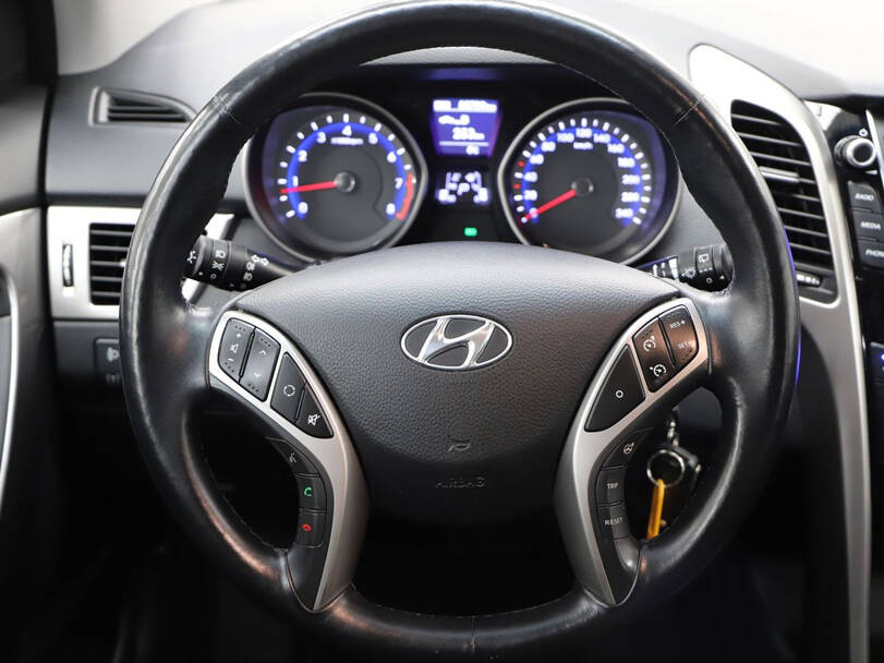 Hyundai i30 Interior 