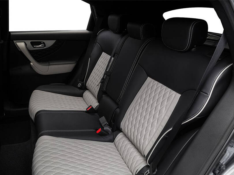 Infiniti FX50 Interior 