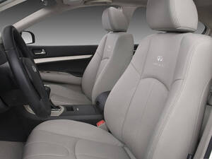 Infiniti G25 Interior 