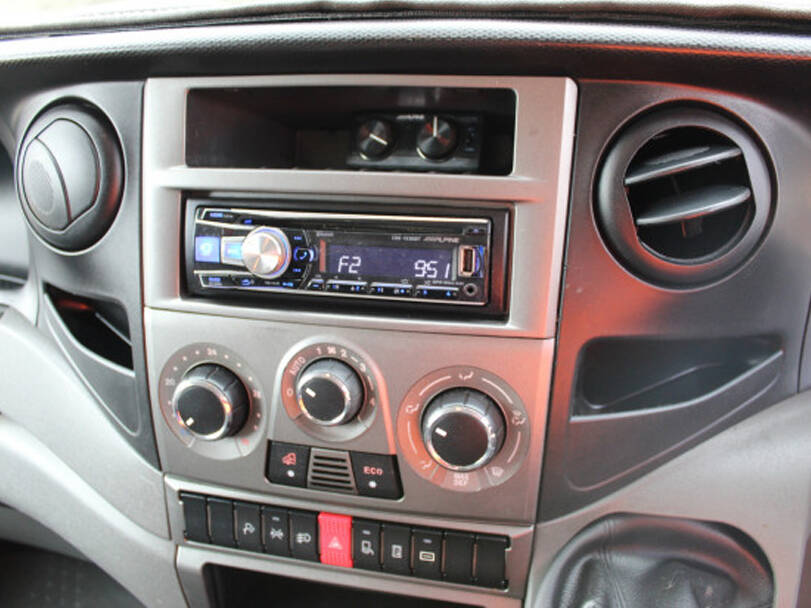 إيفيكو ديلي الجيل الثاني الداخلية 