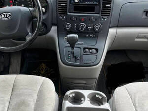 Kia Grand Carnival Interior 