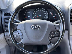 Kia Grand Carnival Interior 
