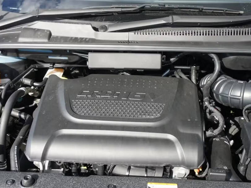 Kia Grand Carnival Exterior 