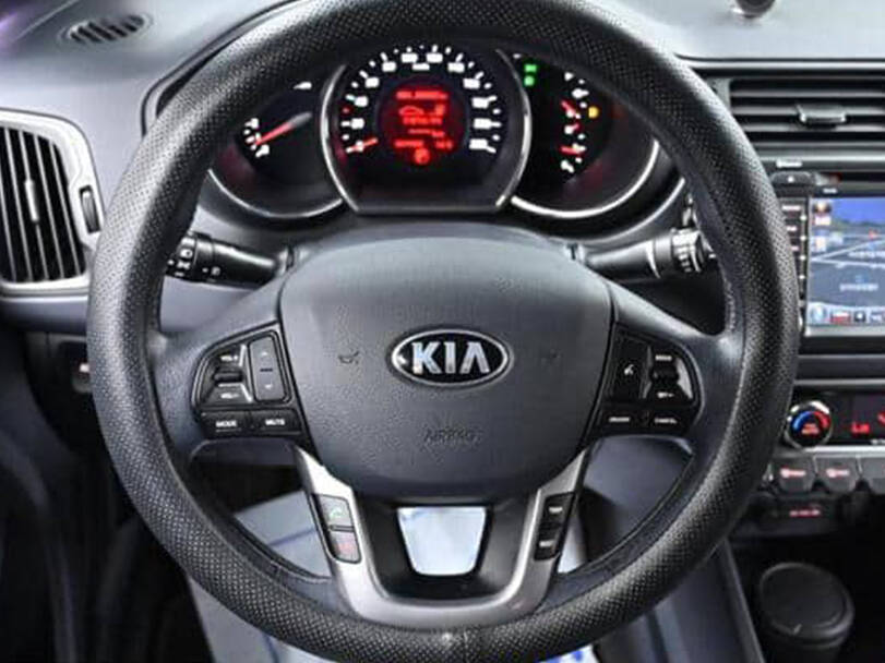 Kia Pride Interior 