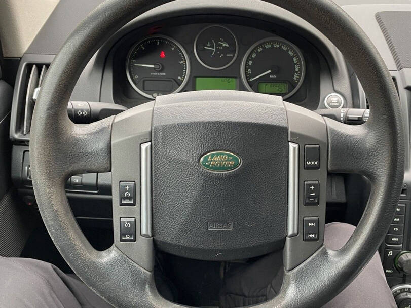 Land Rover LR2 Interior 