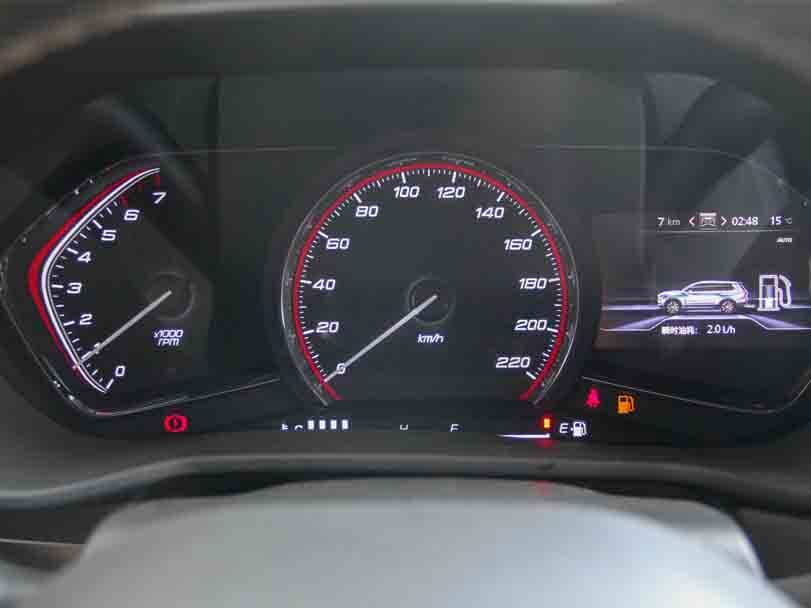 ماكسوس D90 الداخلية 